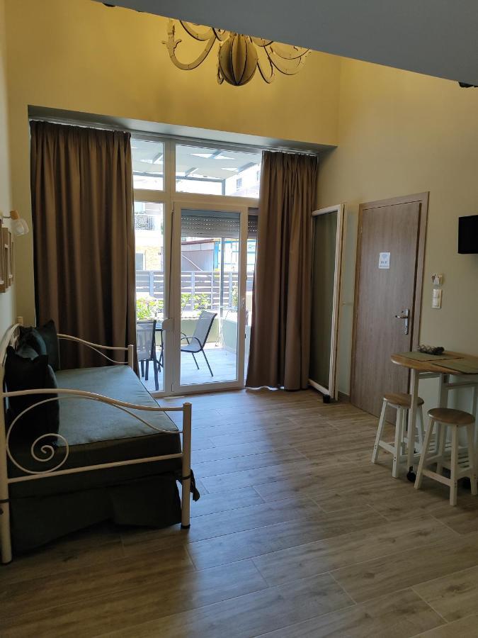 Kamares Suites 2 Nea Kallikrateia Екстер'єр фото